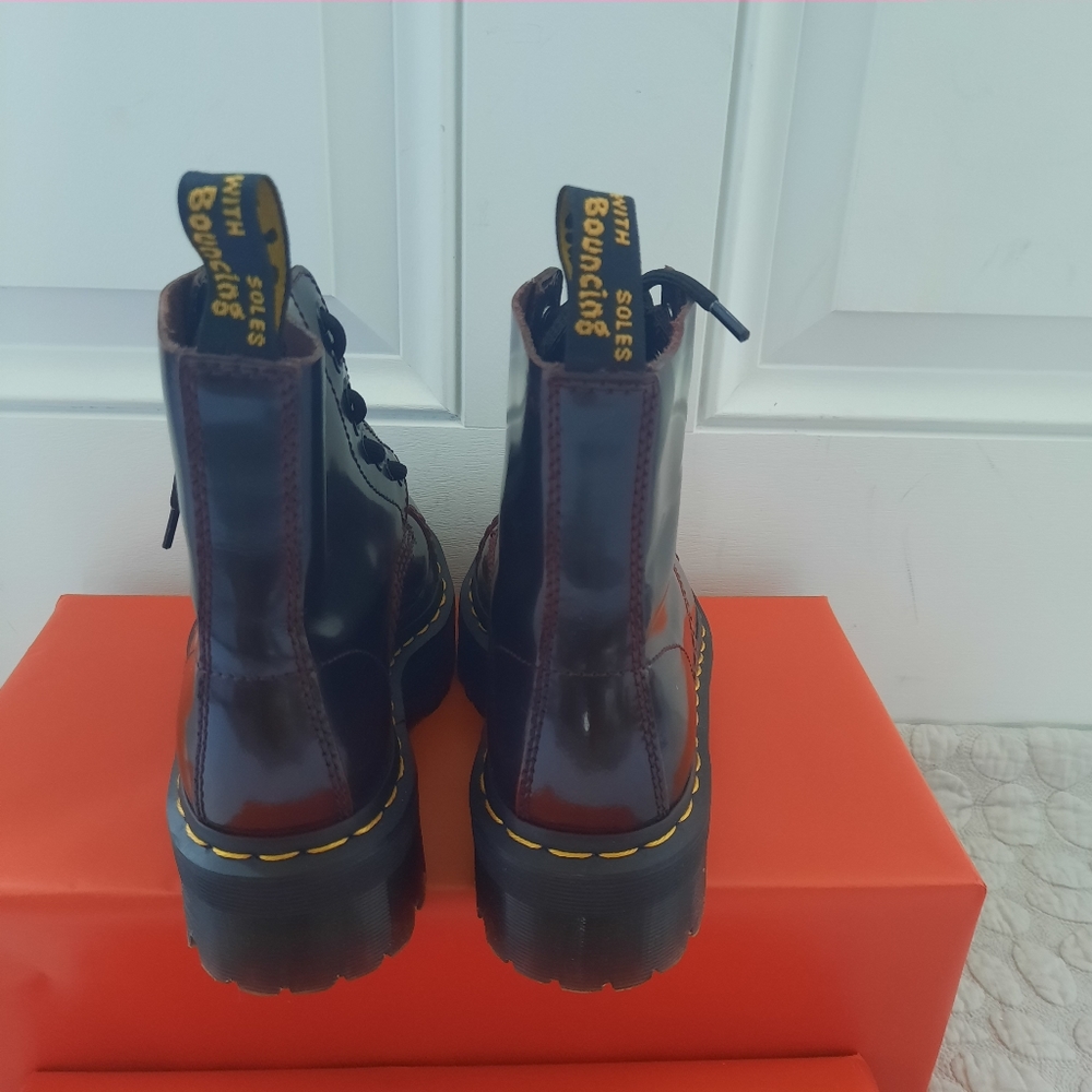 Dr. Martens Sinclair Zip Front Boots. NEW - Picture 5 of 9